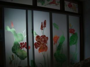 玻璃噴繪機選購攻略 價格、廠家及寫真機應用詳解